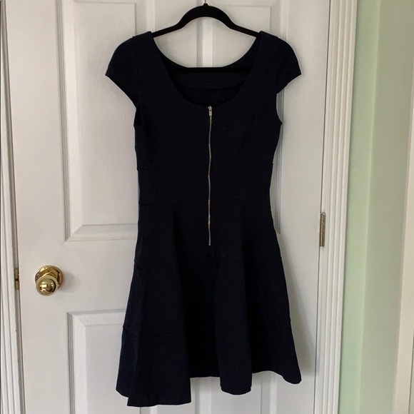 Banana Republic dress - Picture 3 of 4